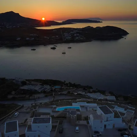 Szálloda Radisson Blu Euphoria Resort, Mykonos 5*