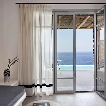 Radisson Blu Euphoria Resort, Mykonos ホテル