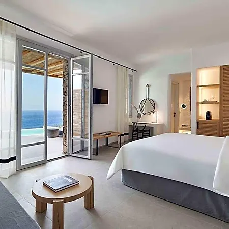 فندق Radisson Blu Euphoria Resort, Mykonos 5*