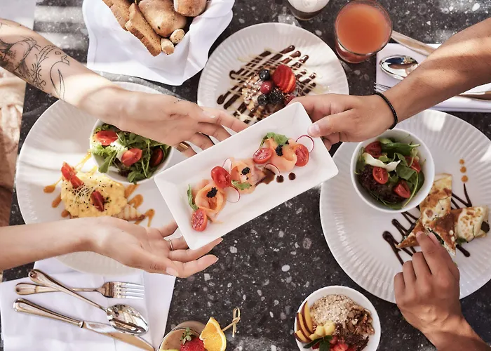 Ξενοδοχείο Radisson Blu Euphoria Resort, Mykonos 5*